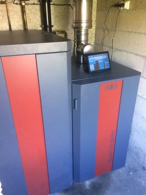 Chaudière à granulés RTB 17 kW, installé par FK Énergie